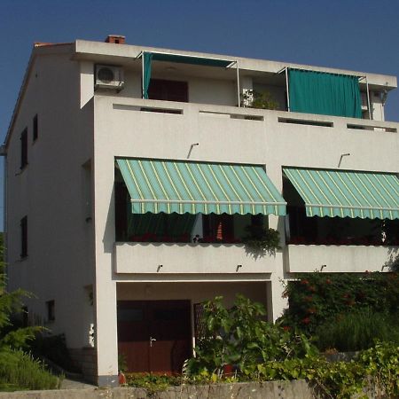 Apartments Mrak Punat Exterior foto