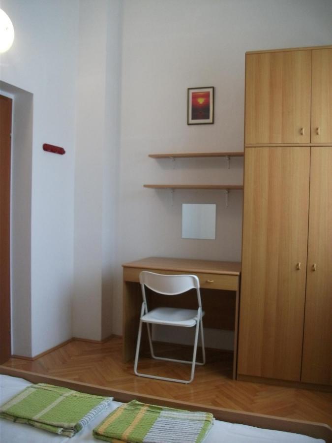 Apartments Mrak Punat Exterior foto